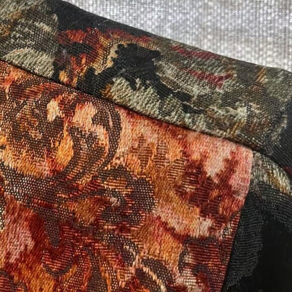 Dawn Joy Black Floral Jacket - Picture 6 of 7